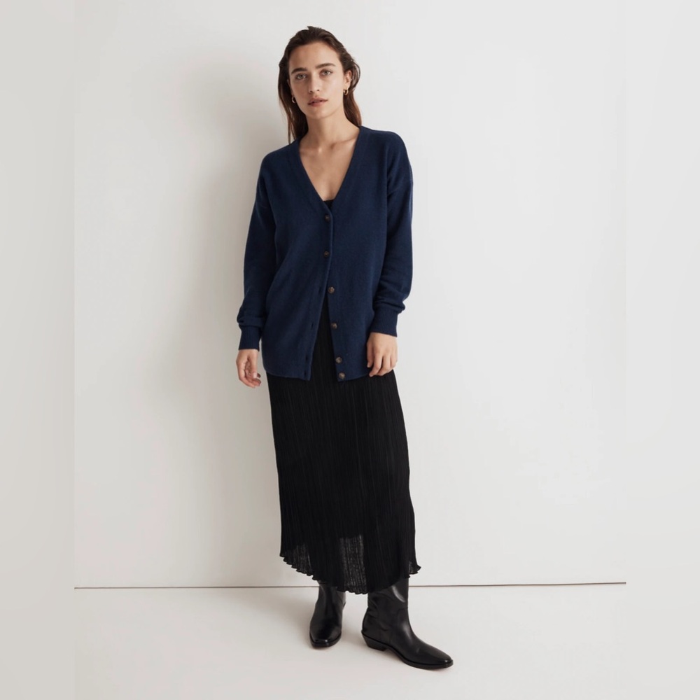 NWT Madewell Sweater Womens Merino Wool Relaxed Boyfriend Vneck Cardigan Size S - Picture 1 of 9